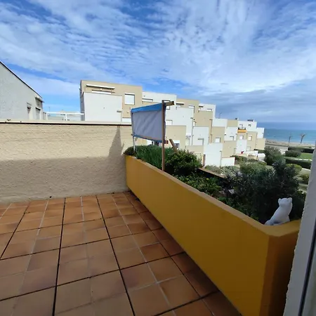 Avec Terrasse Face Parking *