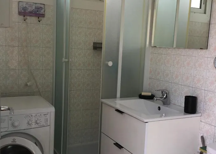 Avec Terrasse Face Parking *