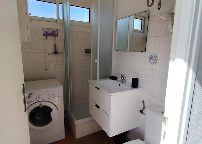 Apartment Avec Terrasse Face Parking Le Barcarès